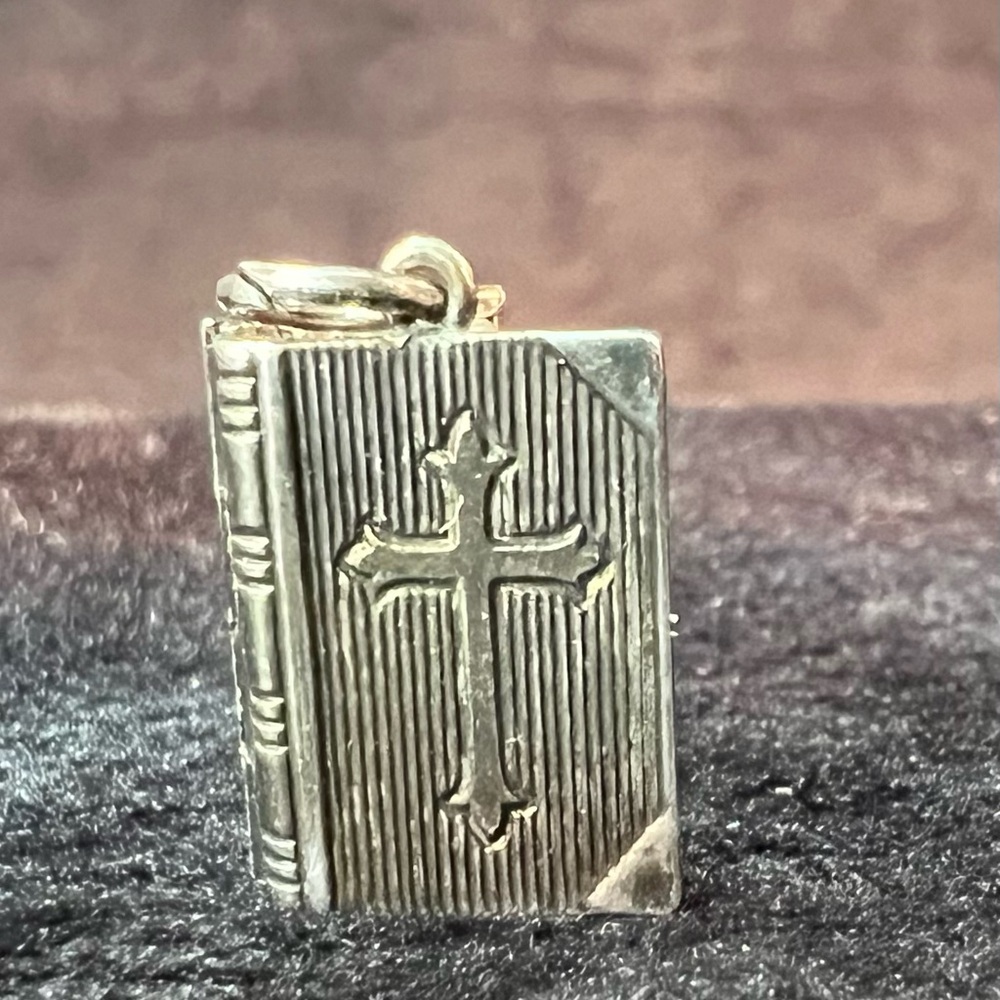Bible Charm JM Fisher Co. Lord's Prayer Sterling Silver - Opens - Vintage